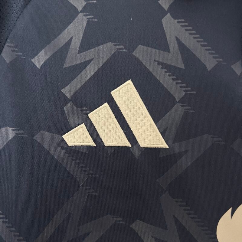 Manchester United Away Jersey 2024-2025 (Fan Version) - Image 10