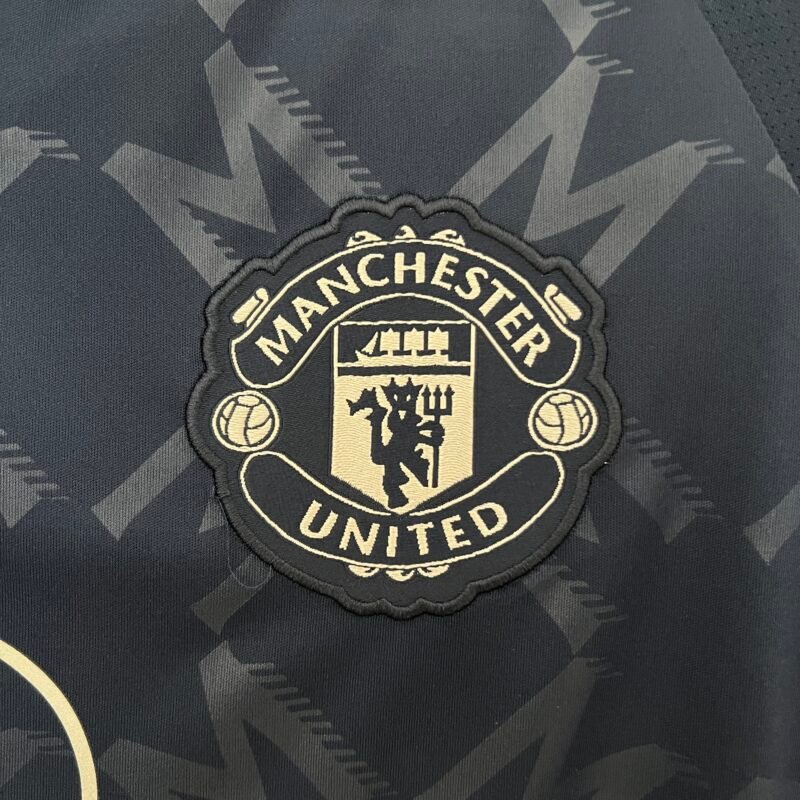 Manchester United Away Jersey 2024-2025 (Fan Version) - Image 6