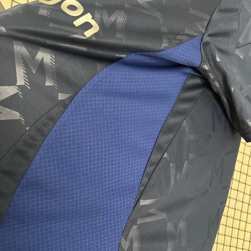 Manchester United Away Jersey 2024-2025 (Fan Version) - Image 2