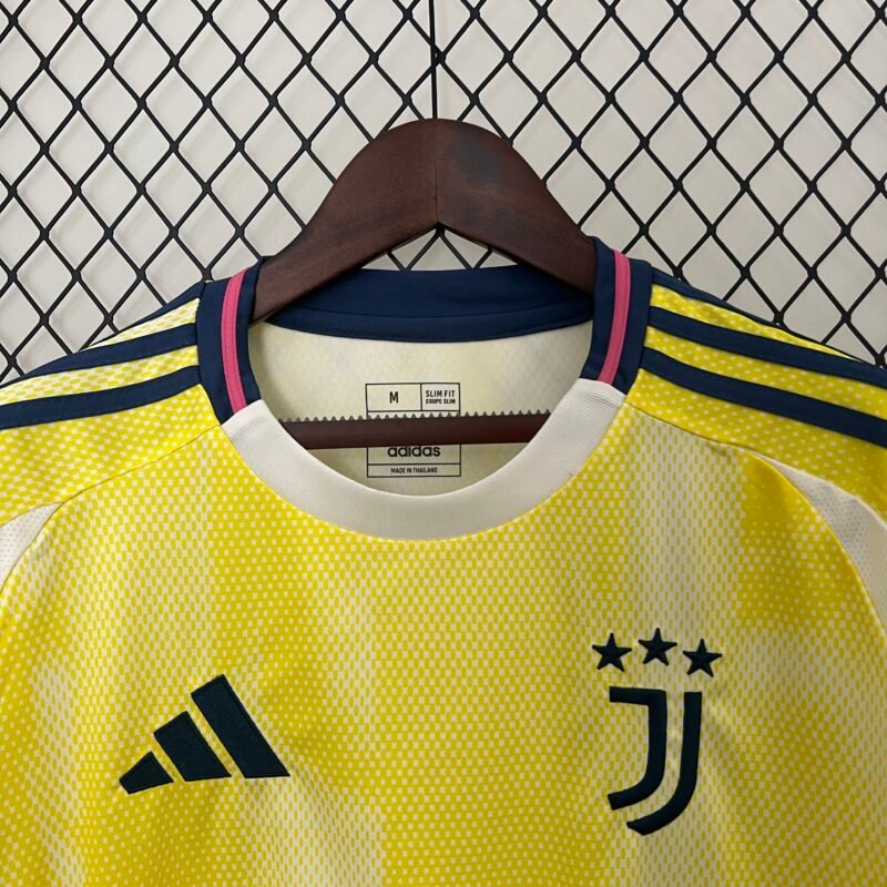 Juventus Away Jersey 2024-2025 (Fan Version) - Image 8