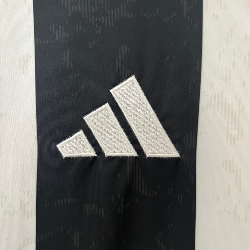 Juventus Home Jersey 2024-2025 (Fan Version) - Image 8