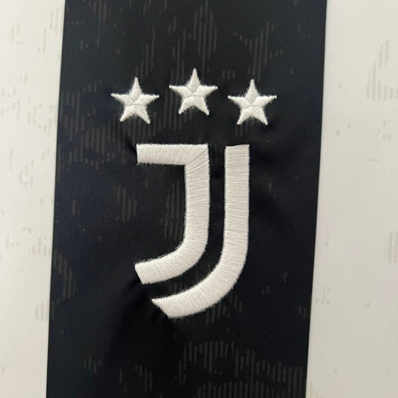 Juventus Home Jersey 2024-2025 (Fan Version) - Image 6
