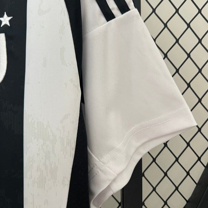 Juventus Home Jersey 2024-2025 (Fan Version) - Image 3