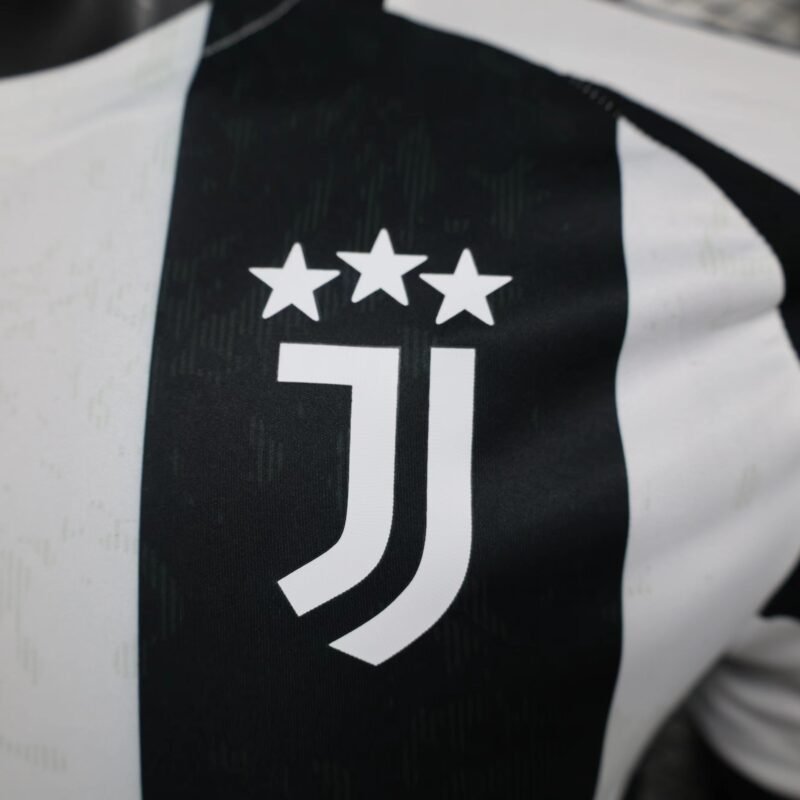 Juventus Home Jersey 2024/2025 (Player Version) - Image 5