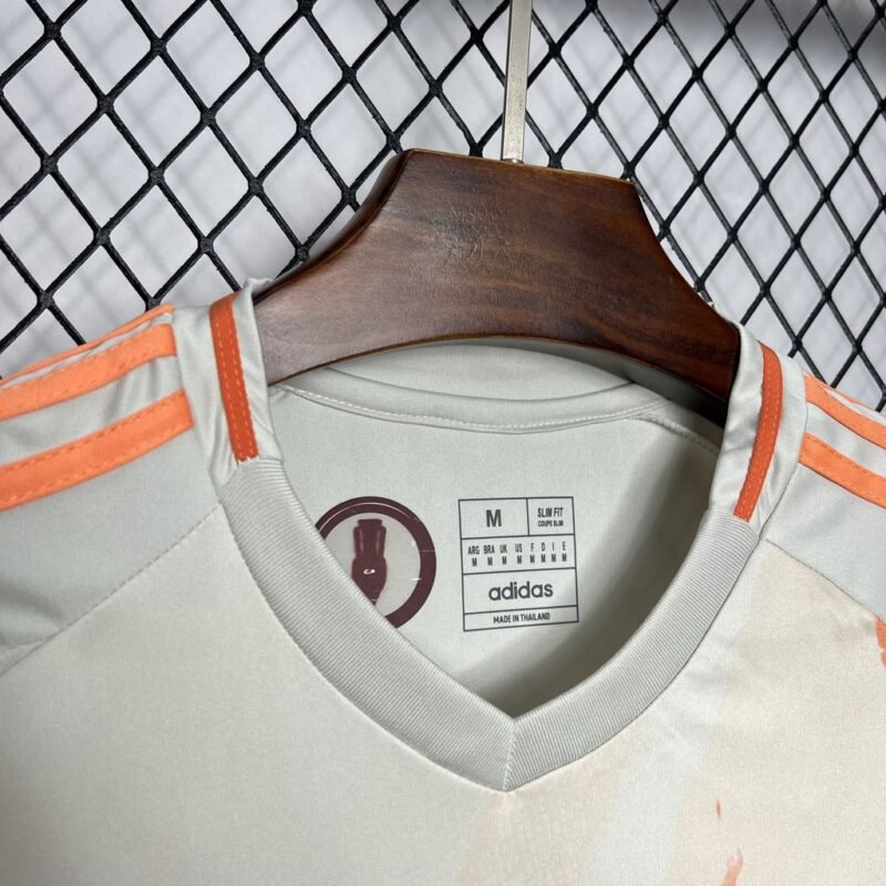 As Roma Away Jersey 2024/2025 (Fan Version) - Image 5