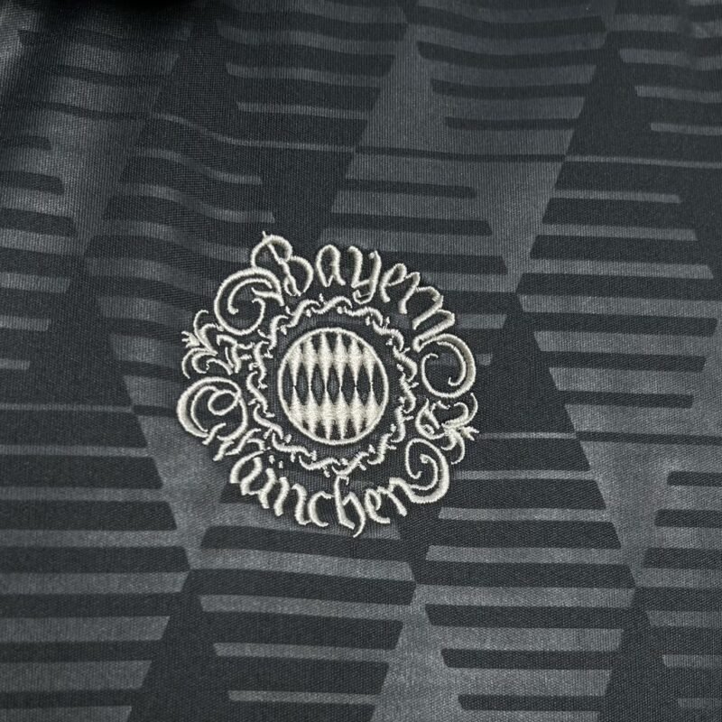 Bayern Munich Oktoberfest Jersey 2024/2025 (Fan Version) - Image 3