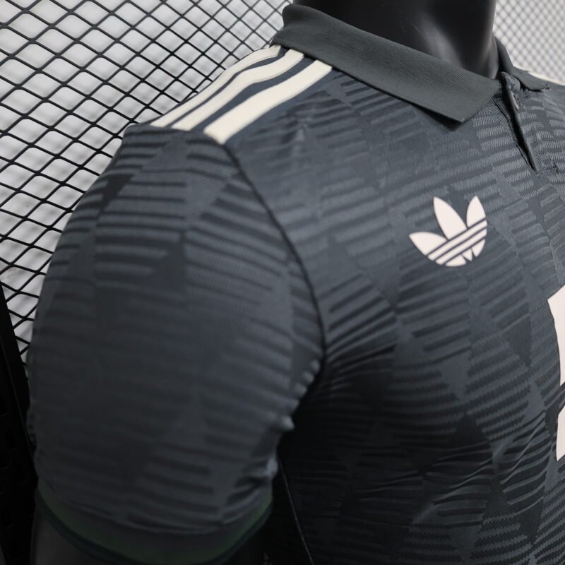 Bayern Munich Oktoberfest Special Edition Jersey 2024/2025 (Player Version) - Image 2