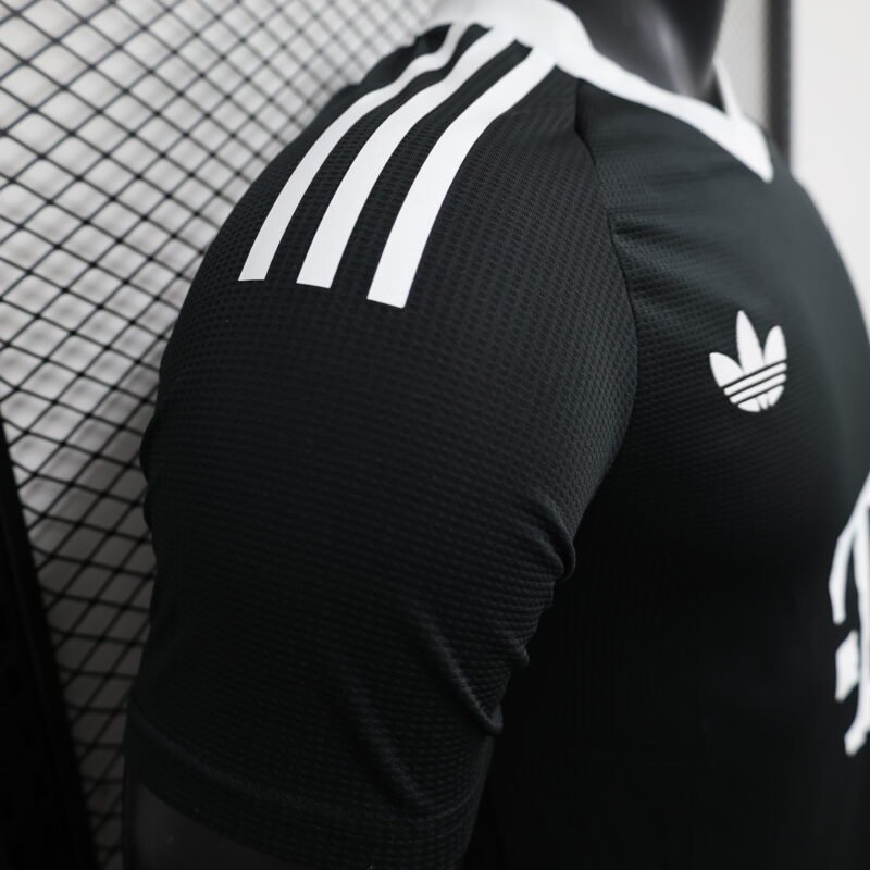 Bayern Munich 3rd Third Goal Keeper Jersey 2024-2025 (Player Version) - Image 2