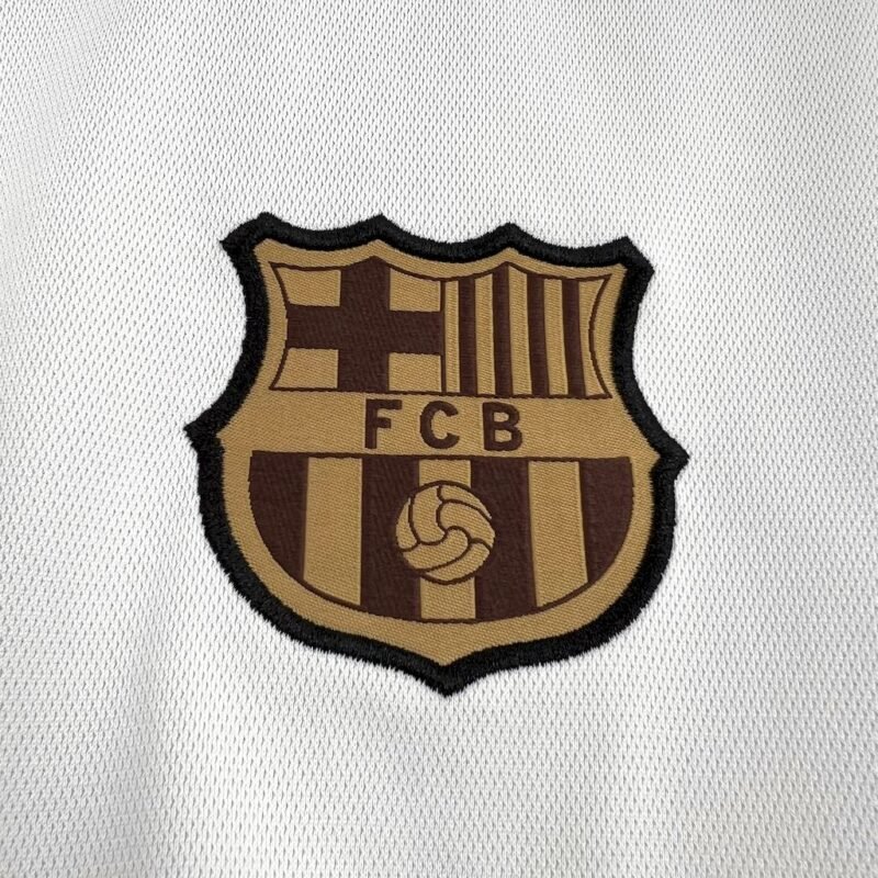 Barcelona White Lamine Yamal 304 Special Edition 2024/2025 (Fan Version) - Image 7