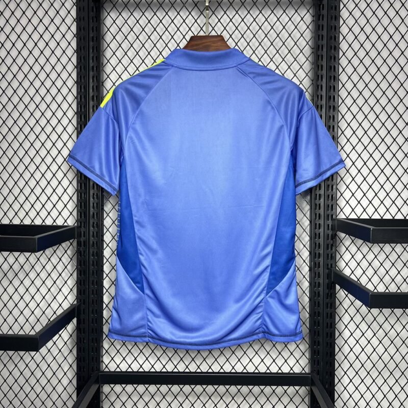Manchester United Home Goal Keeper Jersey 2024/2025 (Fan Version) - Image 4