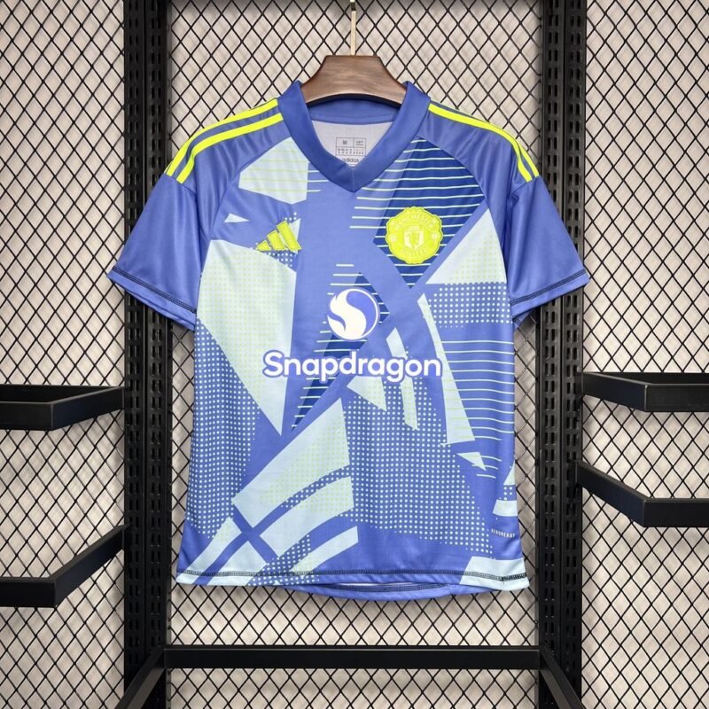 Manchester United Home Goal Keeper Jersey 2024/2025 (Fan Version)