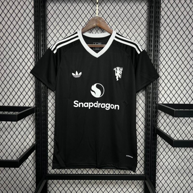 Manchester United 3rd Third Goal Keeper Jersey 2024/2025 (Fan Version)