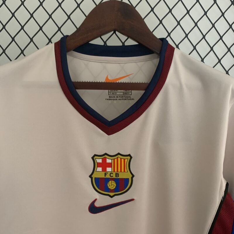 Barcelona Away Jersey 1998/1999 (Retro) - Image 7