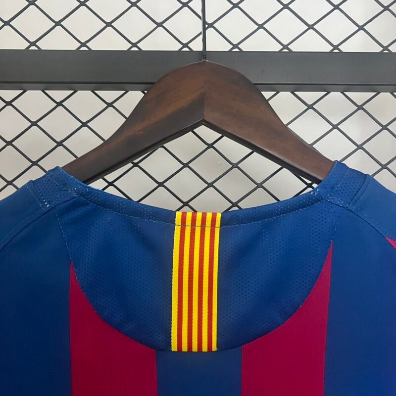 Barcelona Home Jersey 2005/2006 (Retro) - Image 5