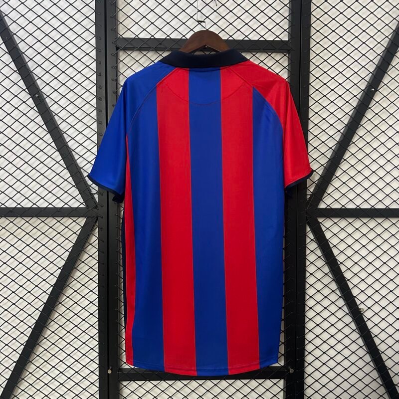 Barcelona Home Jersey 2001/2002 (Retro) - Image 3