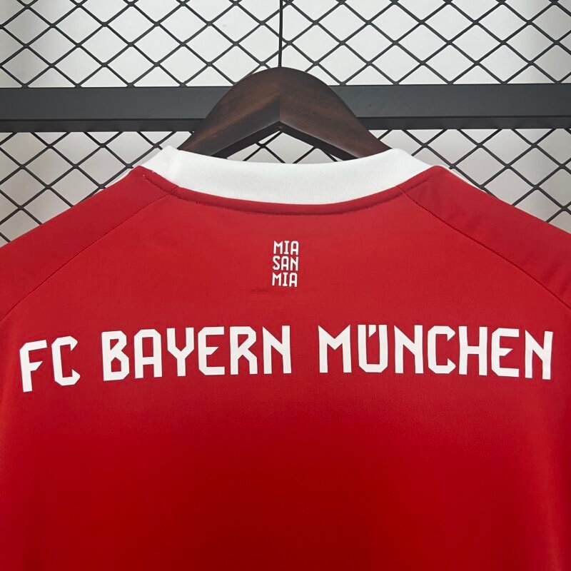 Bayern Munich Home Jersey 2025-2026 (Fan Version) - Image 5