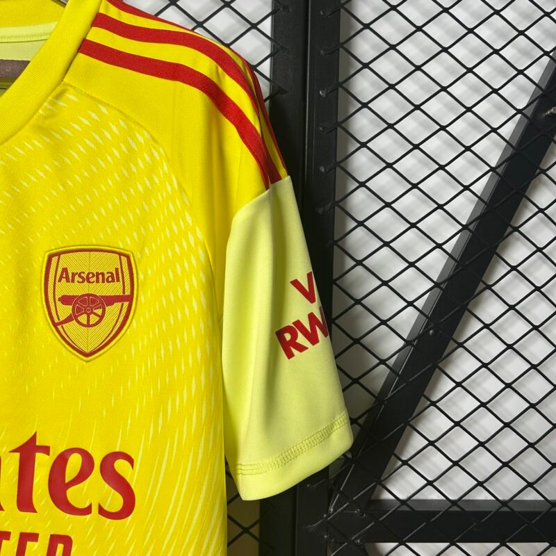 Arsenal Home Goal Keeper Jersey 2025/2026 (Fan Version) - Image 9
