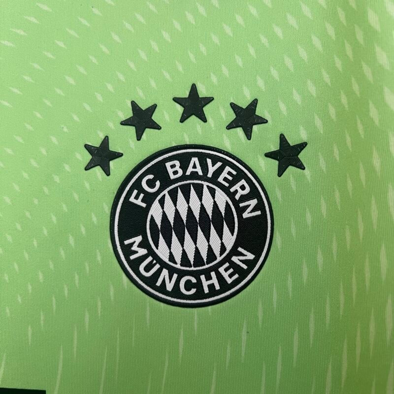 Bayern Munich Goal Keeper Jersey 2025-2026 (Fan Version) - Image 6