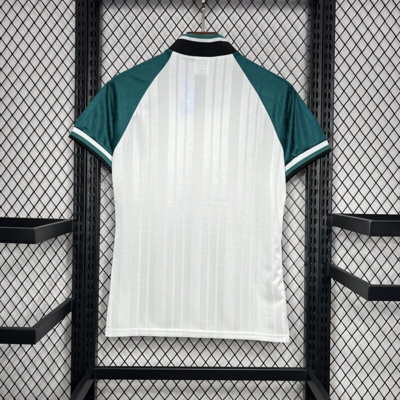Liverpool 1993/1995 Away Retro Jersey - Image 4